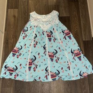 Fashion U Large Sleeveless Skull and Feather Nightgown